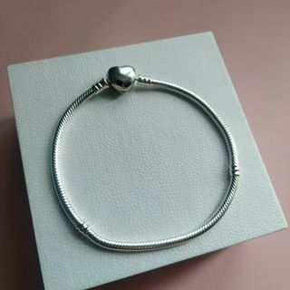 Pulsera cadena serpiente corazón