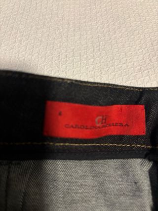 Falda vaquera carolina herrera