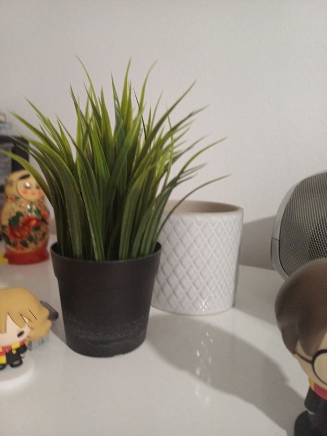 Tiesto y planta plastico decorativa Ikea