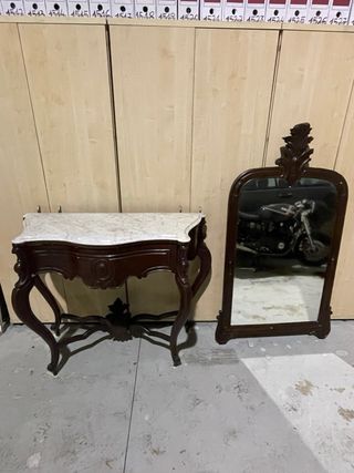 Cajonera marmol con espejo isabelinos