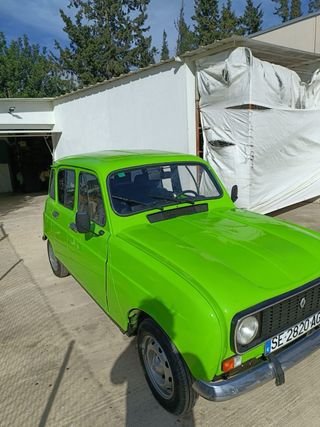 Renault R4