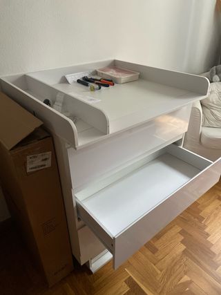 Comoda y cambiador bebe