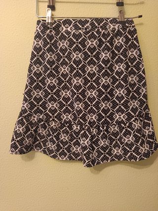 Falda corta estampada 