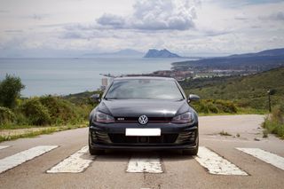Volkswagen Golf GTI 230cv 