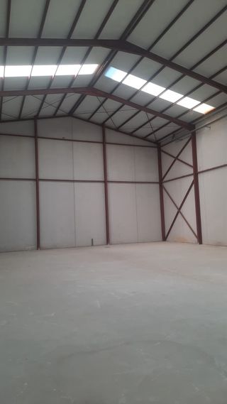 Alquiler y venta de naves industriales