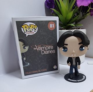 Damon Salvatore Figura 