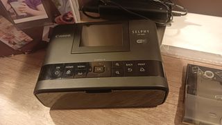 Impresora Canon Selphy CP 1300 más Batería externa