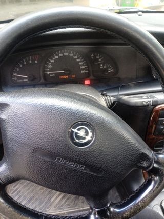 Opel Vectra 2000