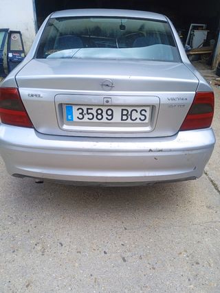 Opel Vectra 2000