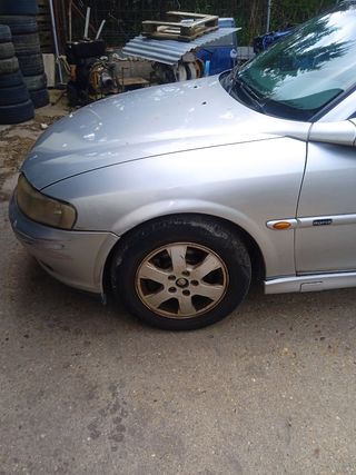 Opel Vectra 2000