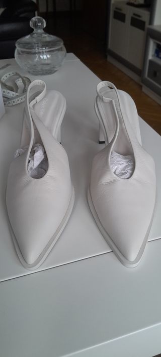 Zapatos de Calvin Klein 40.
