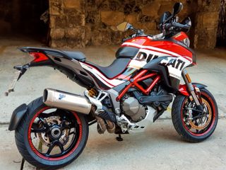 Ducati Multistrada 1200S (5000 euros en EXTRAS)