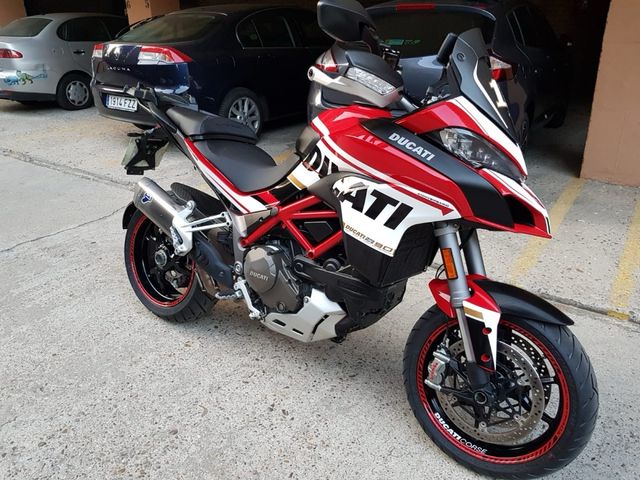 Ducati Multistrada 1200S (5000 euros en EXTRAS)