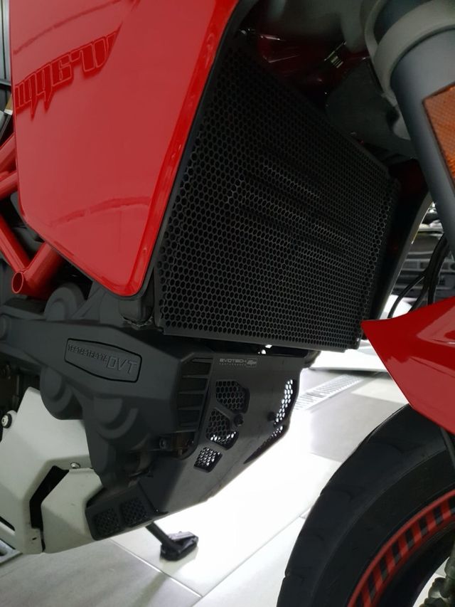 Ducati Multistrada 1200S (5000 euros en EXTRAS)