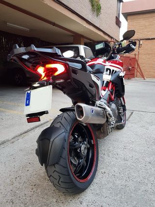 Ducati Multistrada 1200S (5000 euros en EXTRAS)