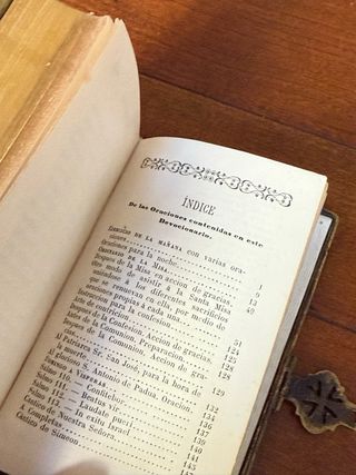 Antiguo Devocionario Católico