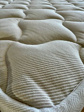 Vendo due materassi singoli come nuovi