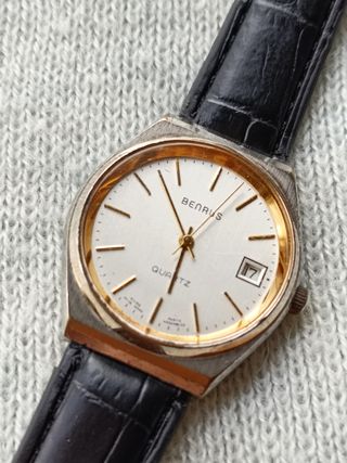 Reloj "Benrus", quartz, clásico, con fecha mes