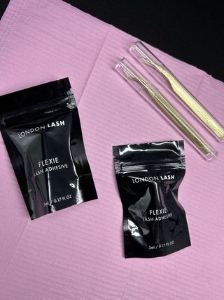 Extensiones de pestañas 