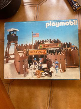 Fort Randall Playmobil años 80 con muñecos