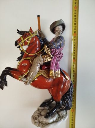 Escultura Conde Duque de Olivares, Salvador Mallol