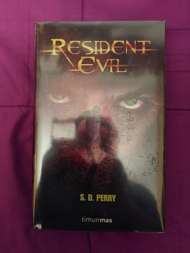 Coleccionista Resident Evil Vol.1 y 2