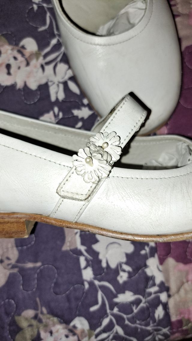 Zapatos Tizzas. T.34