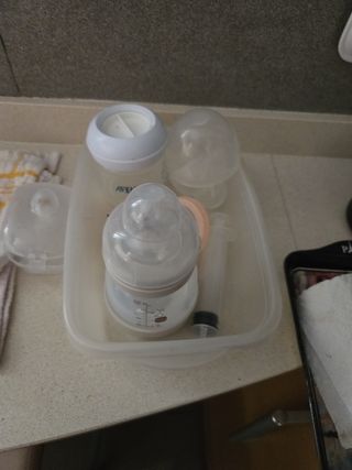 Ropa de bebé y complmentos 0/6/12 meses