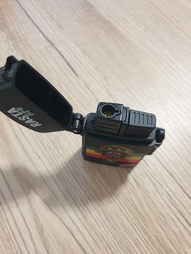 Accendino bluflame rasta life