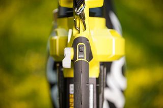 RYOBI - Soplador/Aspirador/Triturador Eléctrico