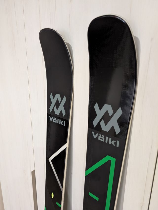Skis Freeride y Pista VOLKl KANJO