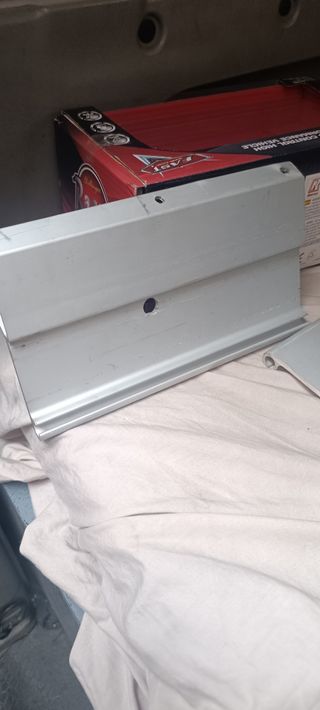 Soporte para toldo fiamma