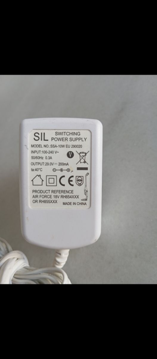 Caricatore per scopa Rowenta.