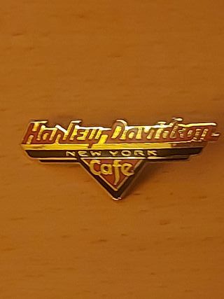 Vintage Harley Davidson New York Cafe Pin Original