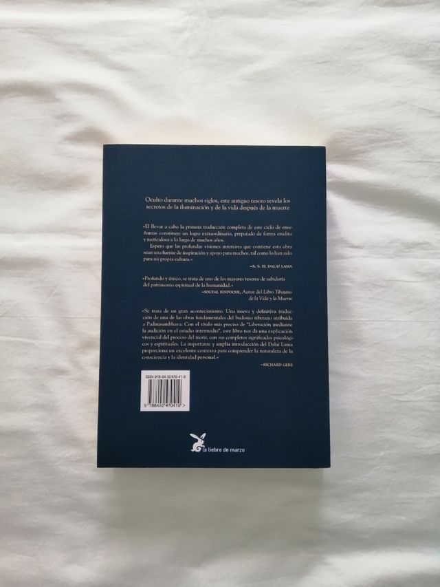 El Libro Tibetano de los Muertos.
Traducción compl
