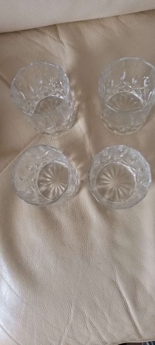 Bottiglia cristallo + 4 bicchieri cristallo