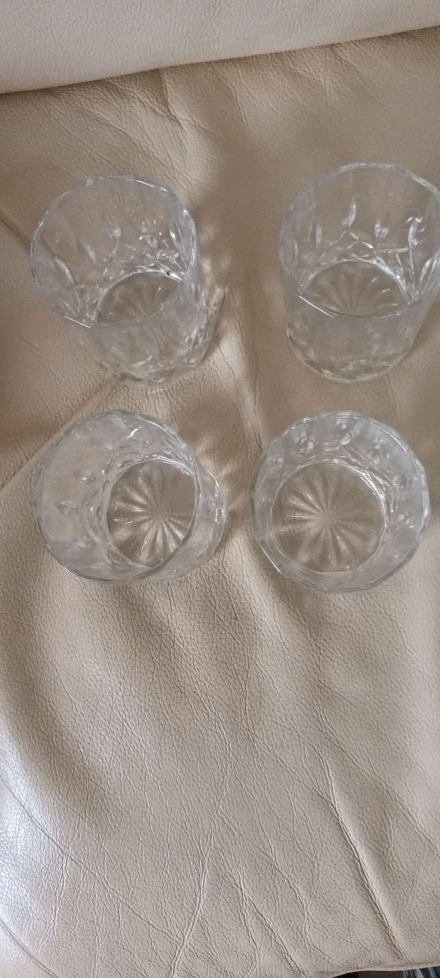 Bottiglia cristallo + 4 bicchieri cristallo