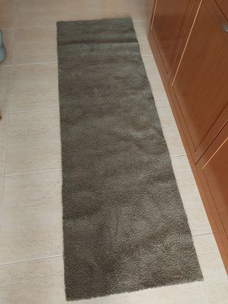 Alfombra 203x63 cm.