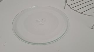 Plato y rejilla microondas