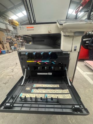 FOTOCOPIADORA KONICA MINOLTA BIZHUB C220