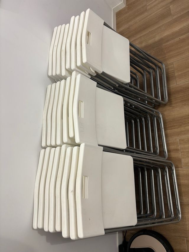 Alquiler sillas plegables modelo GUNDE