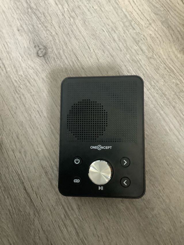 PlugPlay FM Radio de Enchufe