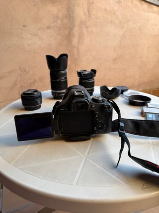 Canon EOS 600D + 4 objetivos