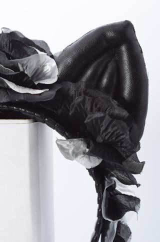 Tocado Artesanal Orejas Ratona Flores Negras/Plata