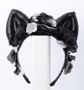 Tocado Artesanal Orejas Ratona Flores Negras/Plata