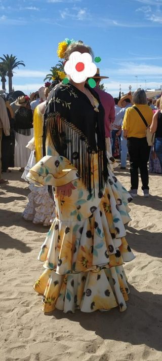 Vestido flamenca y complementos