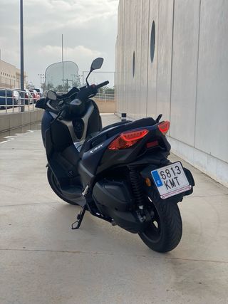 Scooter / X MAX 300 / Azul mate