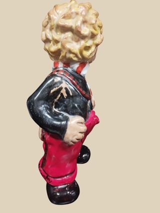 Figura muñeco terracota Mª Luisa Campoy