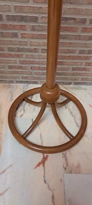 Perchero de madera