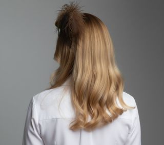 Mini Sombrero Pirata Tocado Plumas y Cadenas